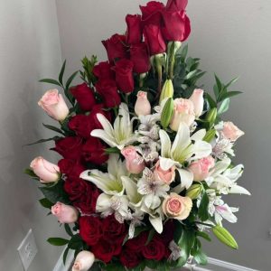 JJJ Romance — Rosas Rojas y Rosadas con Lilis