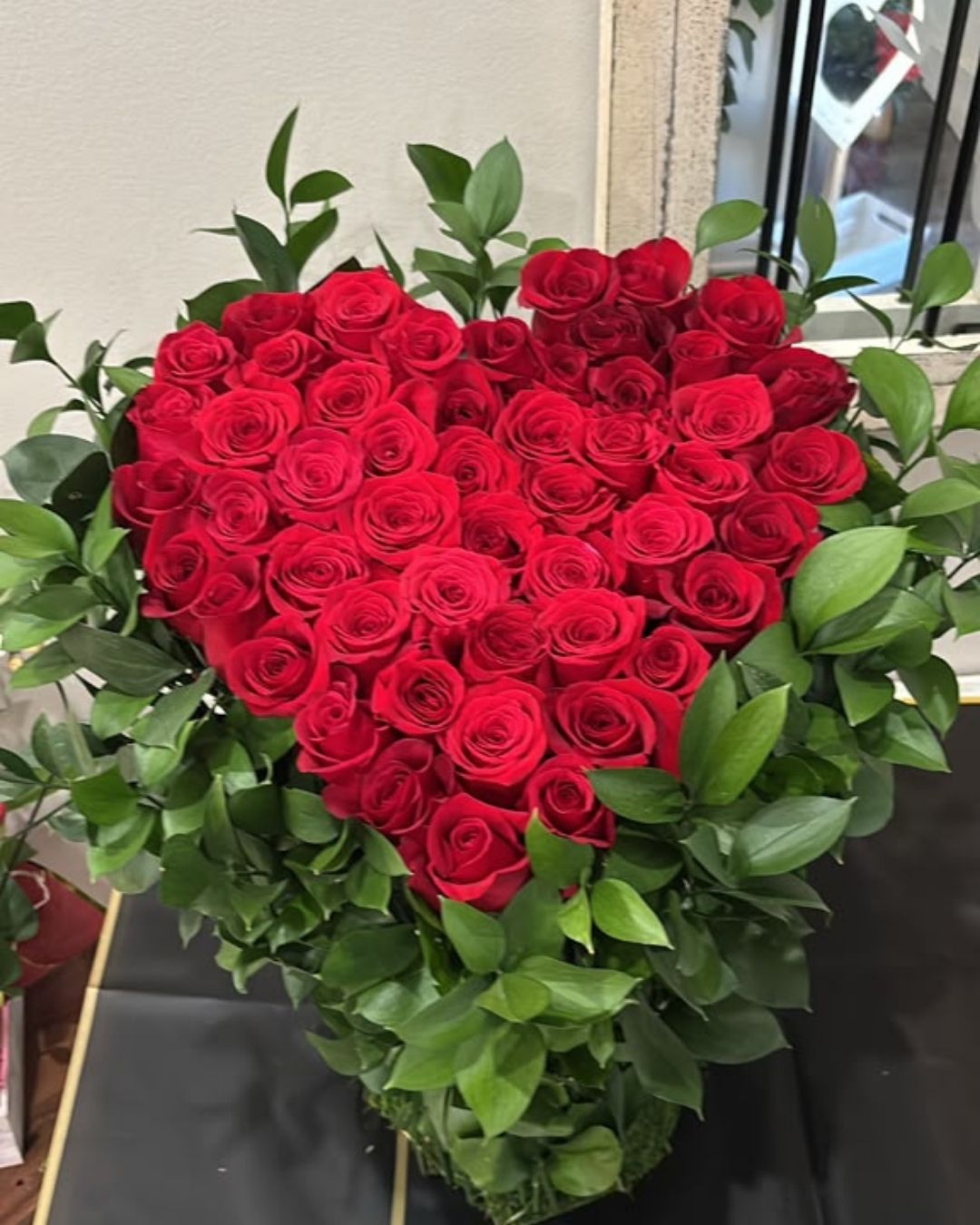My Heart Is Yours – Heart of 85 Red Roses | Flores Exitosas